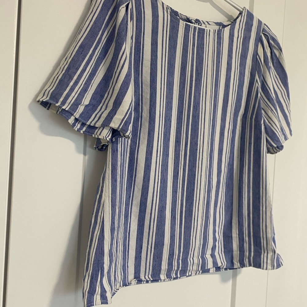 CAbi 5343 Wing Top Blue White Striped Linen Blend Blouse Crop Keyhole Size Small - Picture 6 of 10